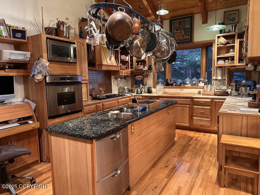 944 Young Road, Haines, Alaska image 9