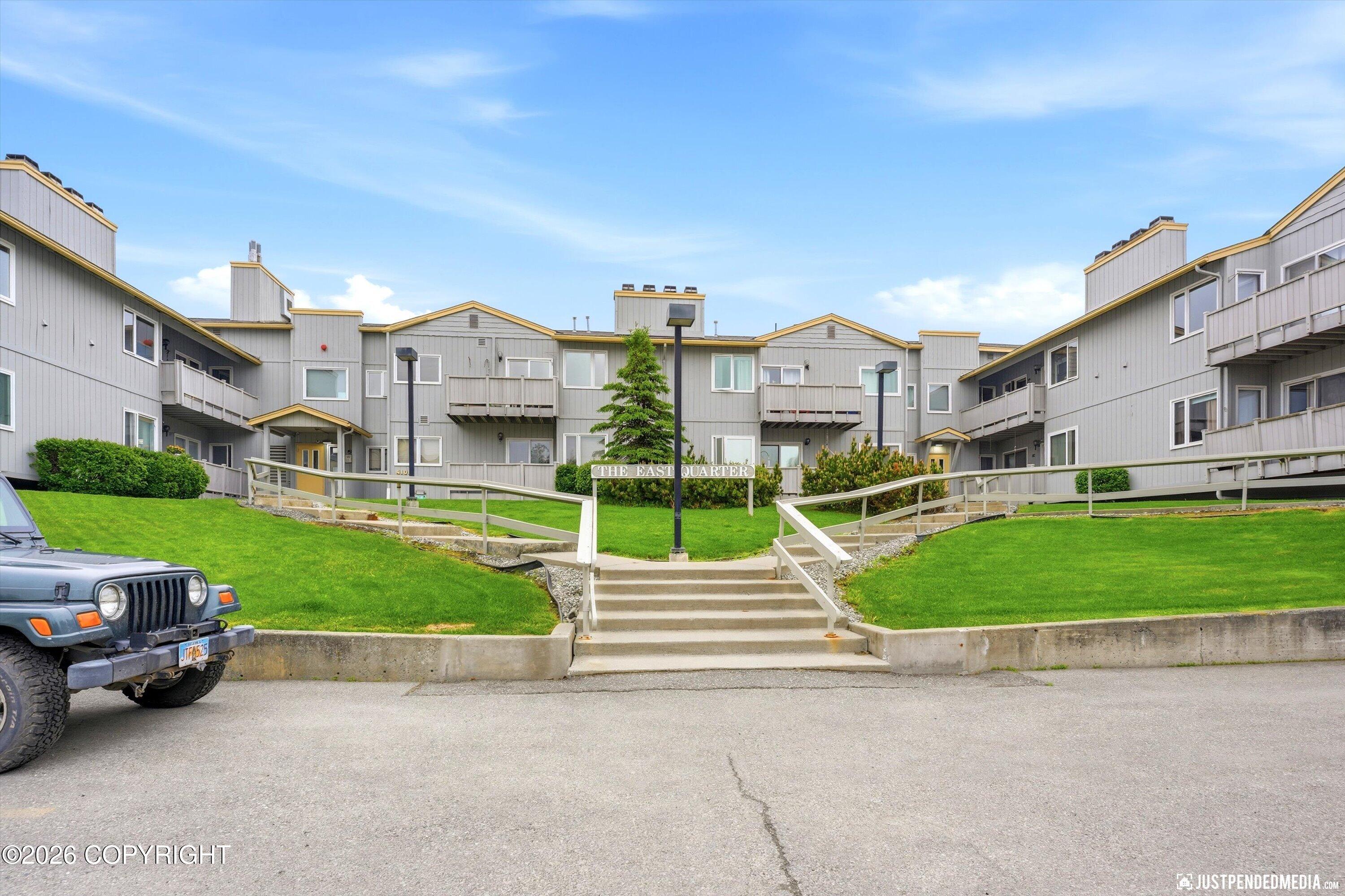 4109 Lynn Drive 114