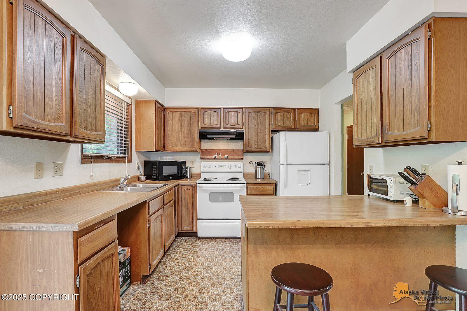 1115 N Leatherleaf Loop, Wasilla, Alaska image 7