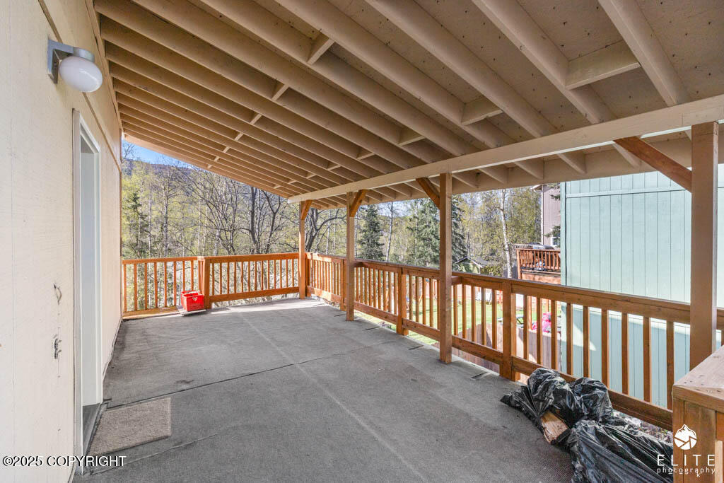 18146 Harbor Point Loop, Eagle River, Alaska image 33