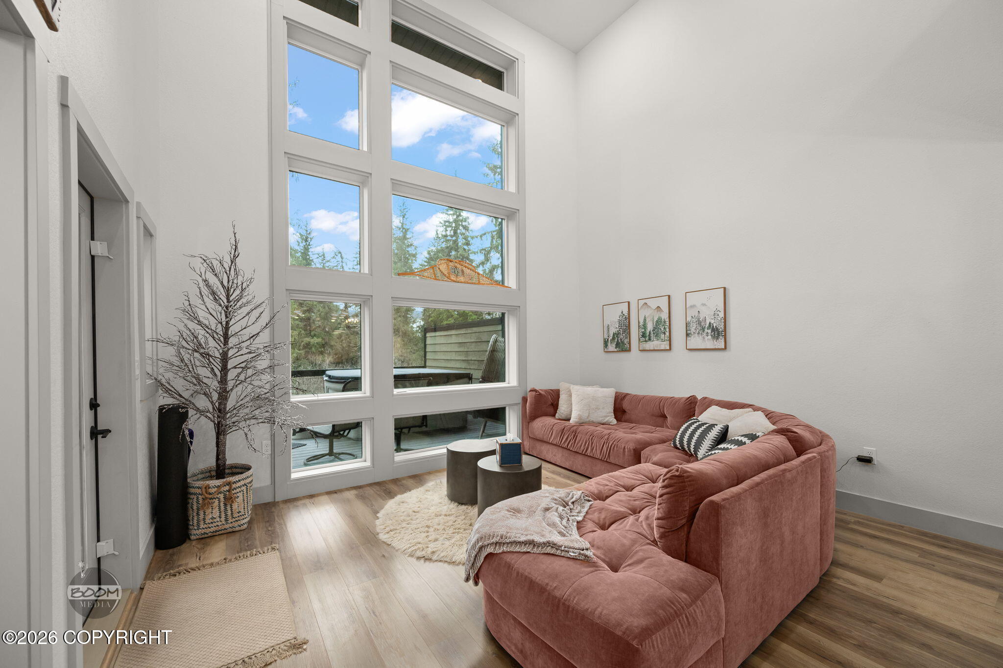 Girdwood, Alaska, 99587, United States, 3 Bedrooms Bedrooms, ,3 BathroomsBathrooms,Residential,Pending,2045688