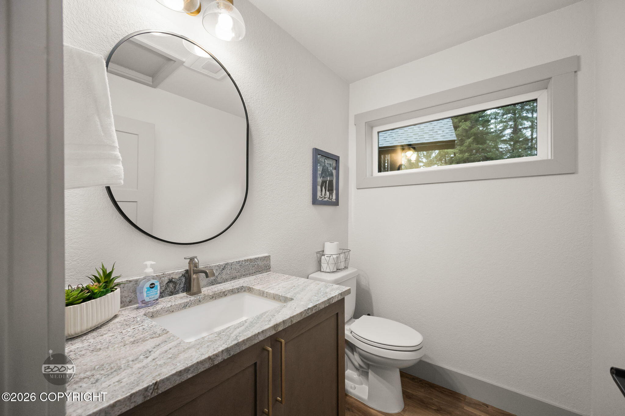 Girdwood, Alaska, 99587, United States, 3 Bedrooms Bedrooms, ,3 BathroomsBathrooms,Residential,Pending,2045688