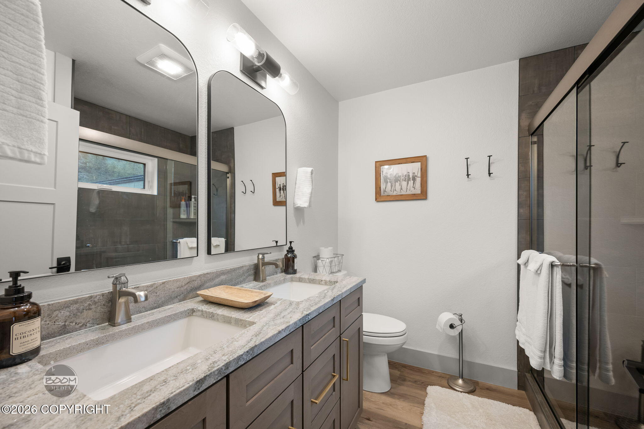Girdwood, Alaska, 99587, United States, 3 Bedrooms Bedrooms, ,3 BathroomsBathrooms,Residential,Pending,2045688