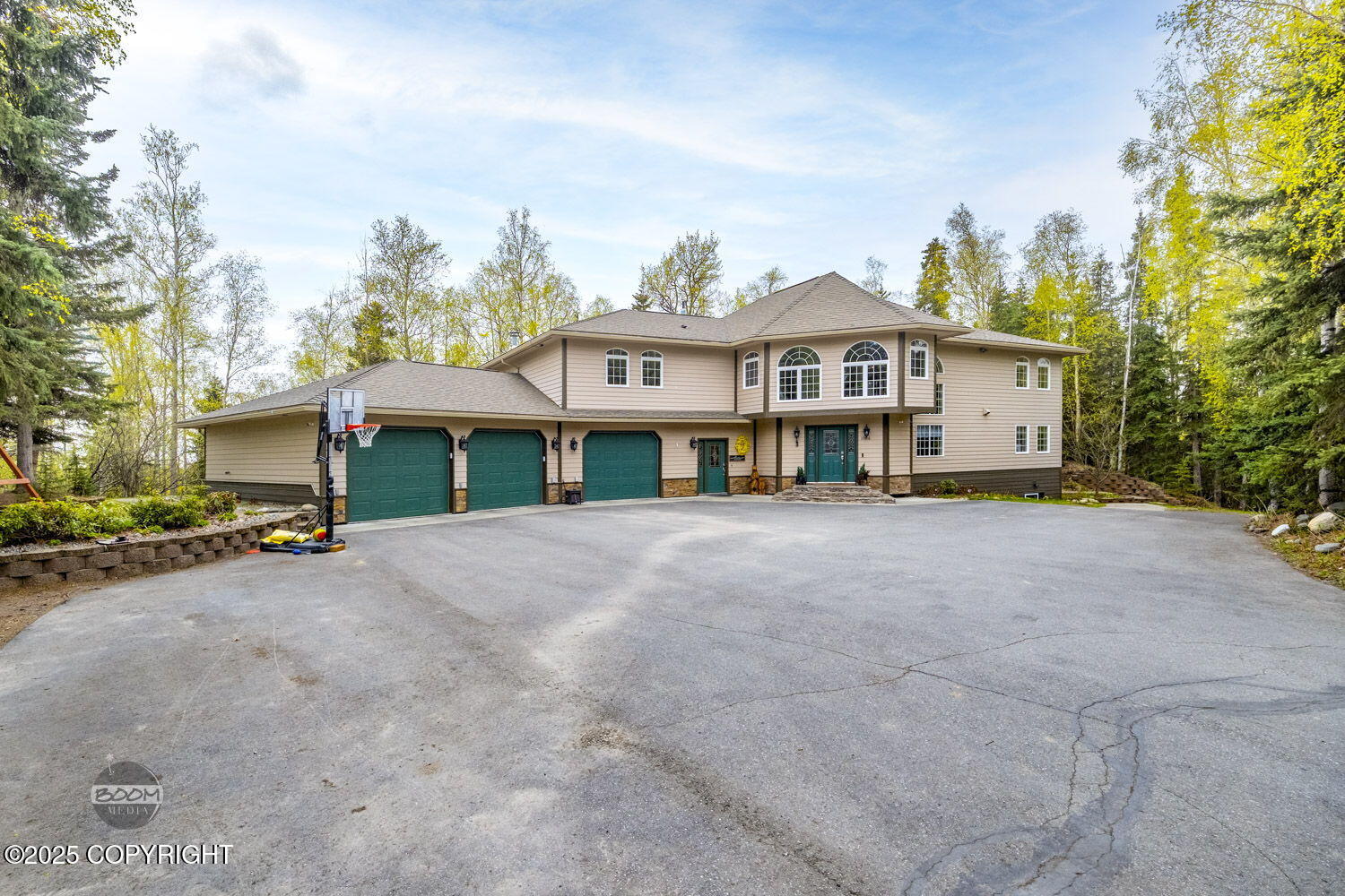 17816 Tedrow Drive, Eagle River, Alaska image 1