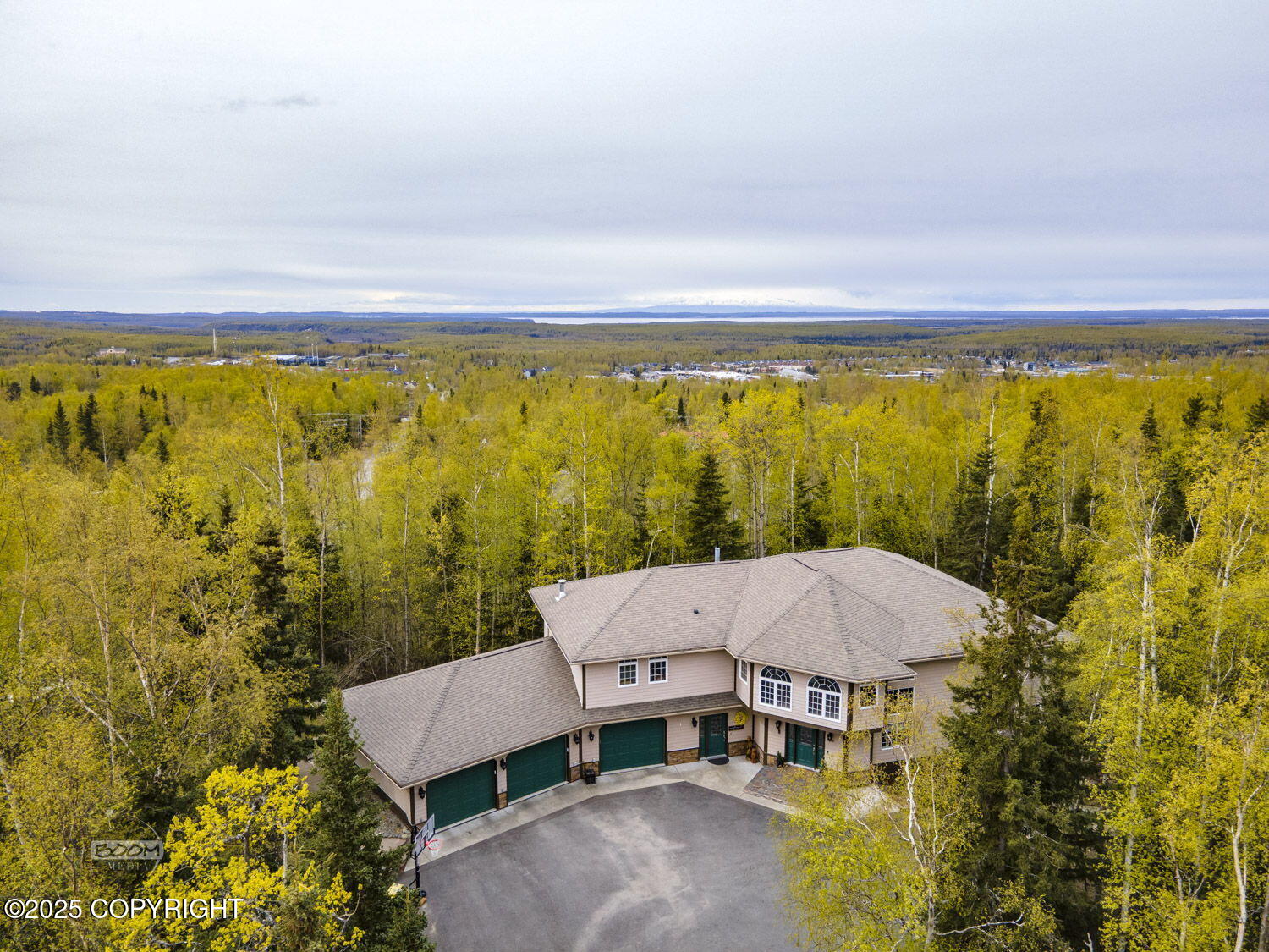 17816 Tedrow Drive, Eagle River, Alaska image 3
