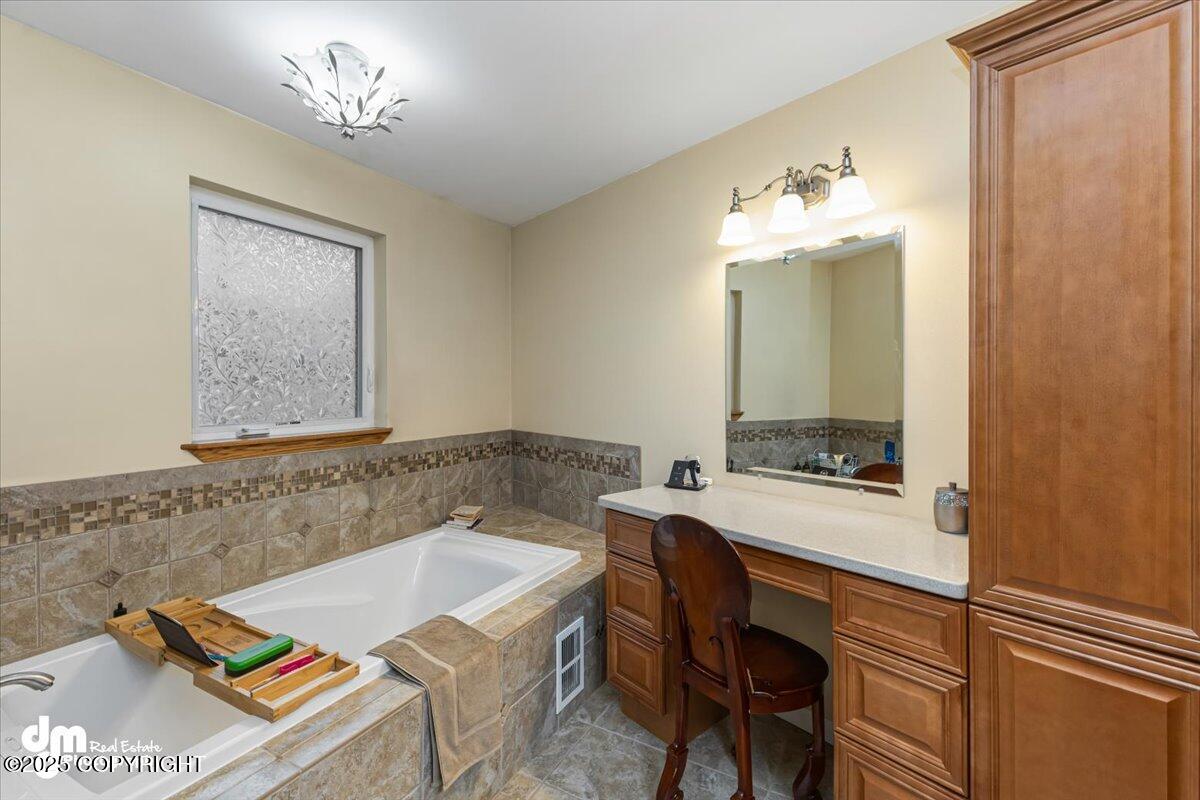 9660 E Ortner Loop, Palmer, Alaska image 24