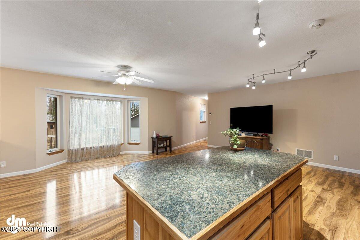 9660 E Ortner Loop, Palmer, Alaska image 13