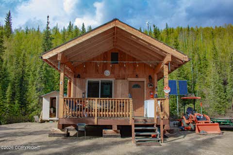 Homes For Sale - 17370 Chena Hot Springs Road<br/> Fairbanks, AK 99701