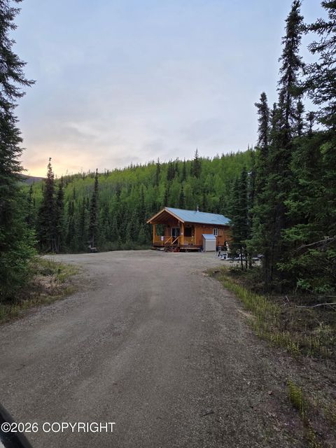 Photo of 17370 Chena Hot Springs Road, Fairbanks, AK 99701 (MLS # 26-5612)
