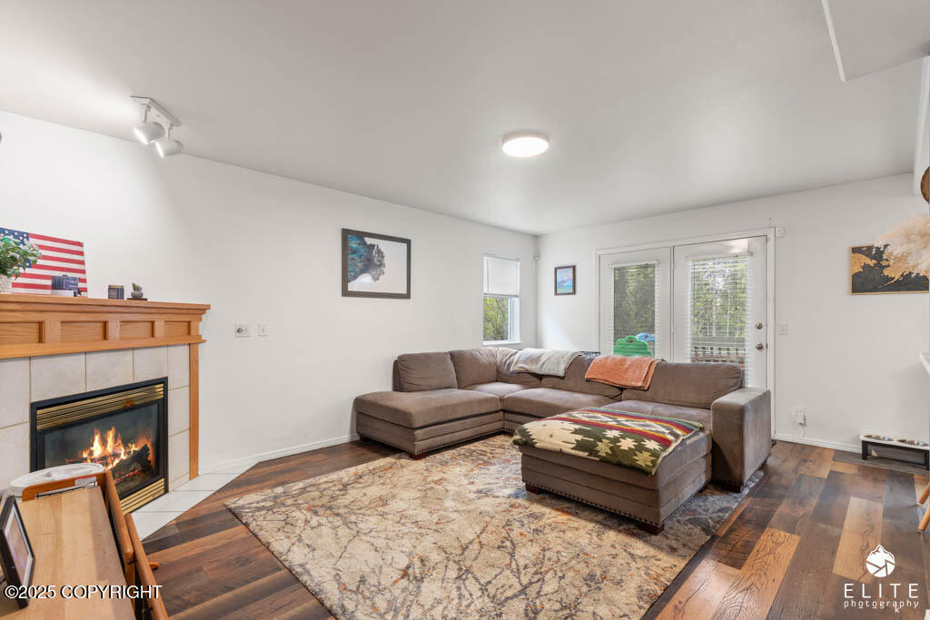 8924 Birch Park Circle, Eagle River, Alaska image 9