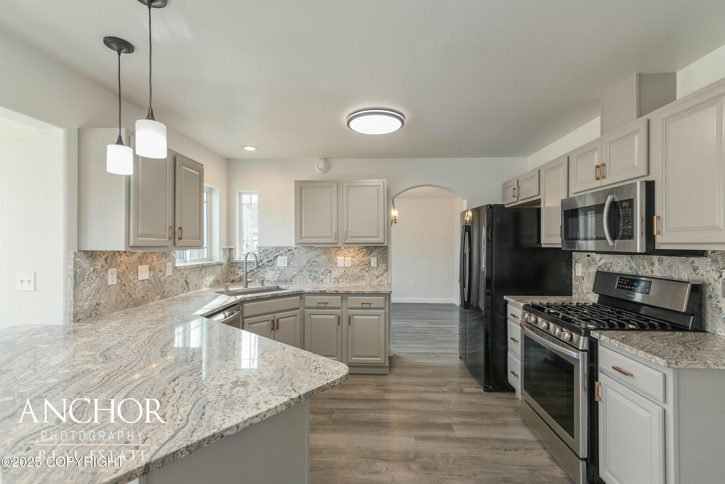 357 N Roy Circle, Palmer, Alaska image 12