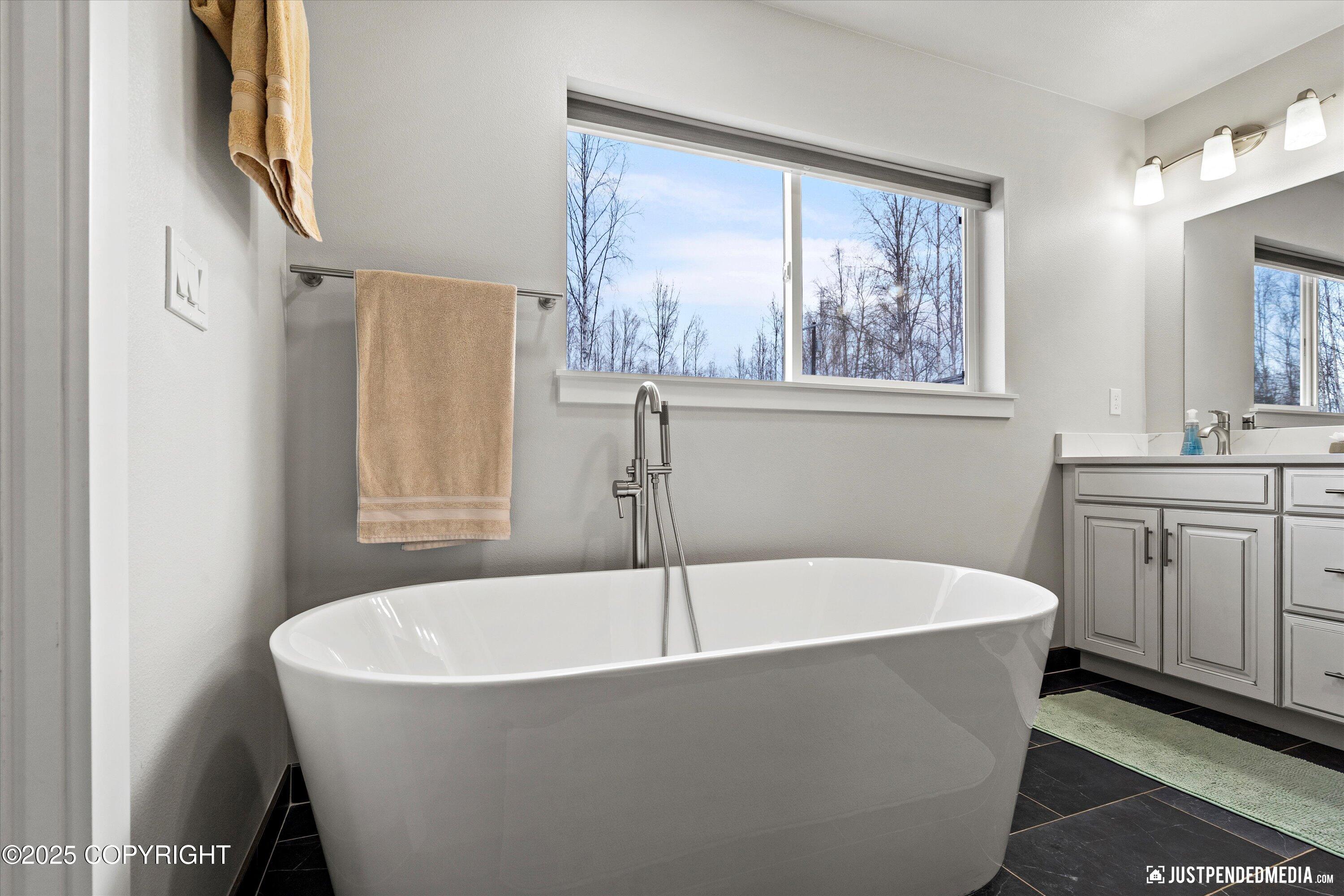 4650 S Viking Road #303, Wasilla, Idaho image 24