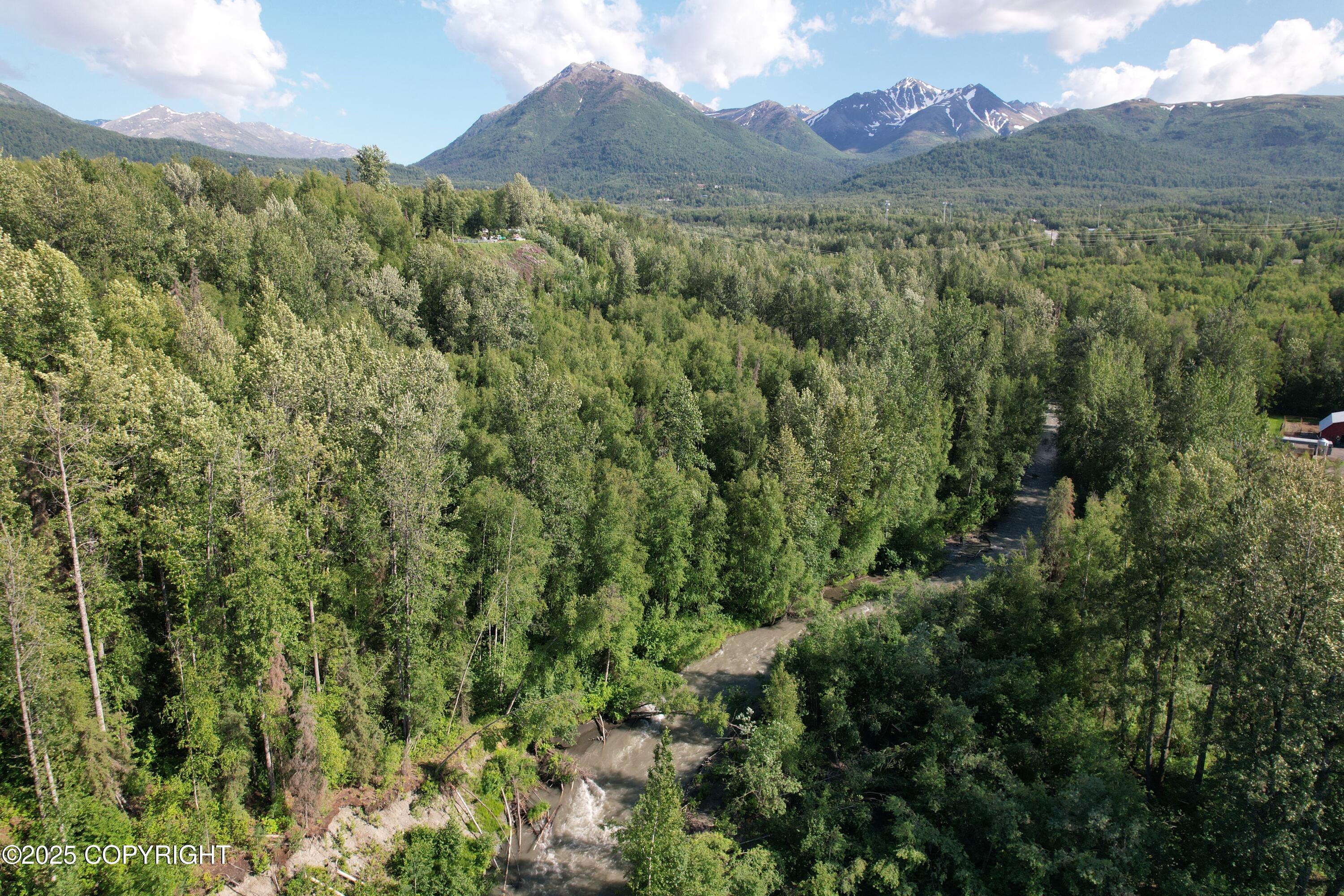 B50 Yarnot, Chugiak, Alaska image 12