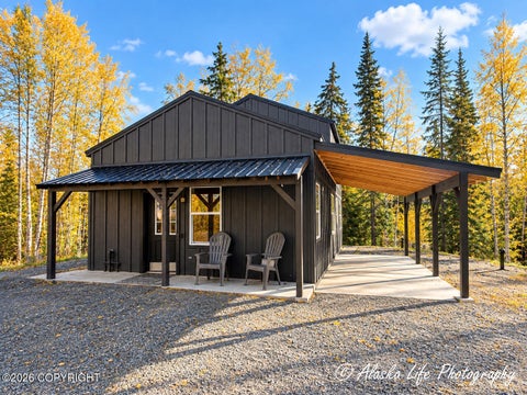 Homes For Sale - 1405 Justin Drive<br/> Fairbanks, AK 99712