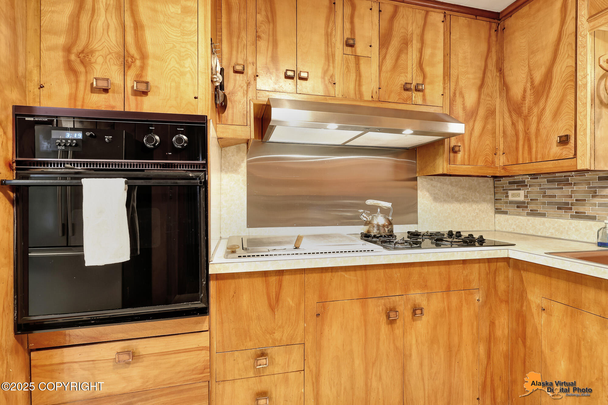 3200 E 15th Avenue, Anchorage, Alaska image 14