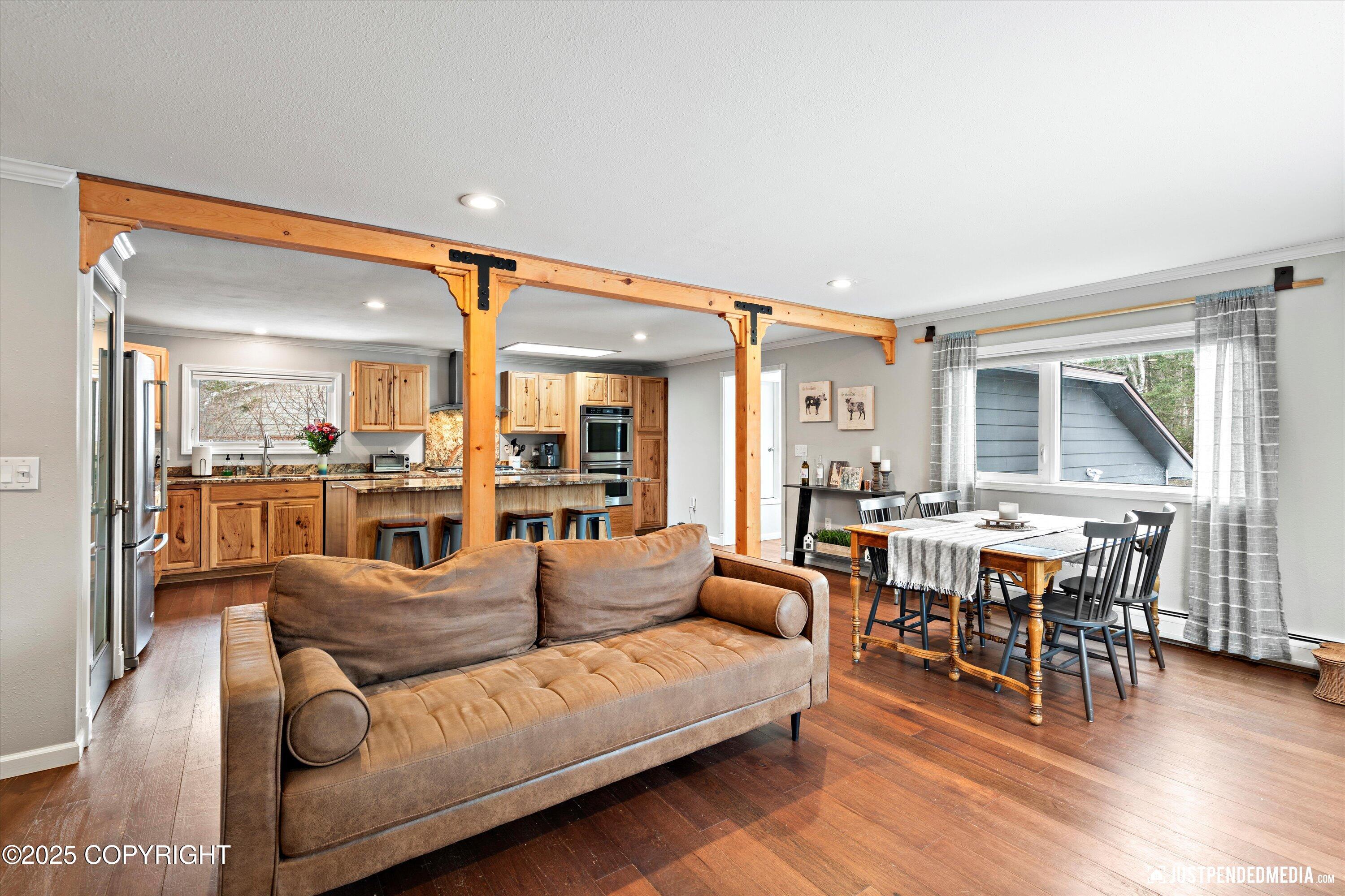11251 Lipscomb Street, Anchorage, Alaska image 13