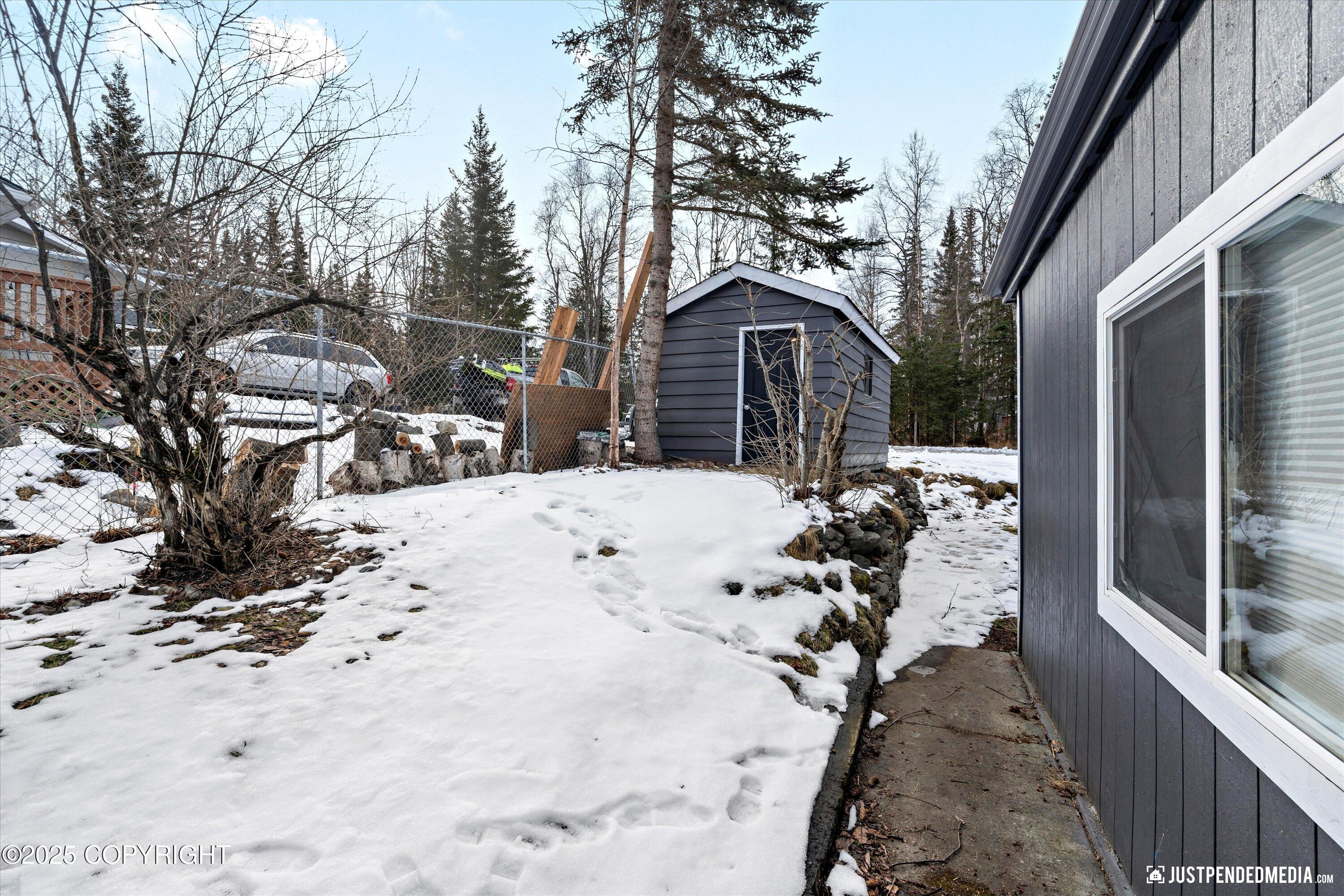 11251 Lipscomb Street, Anchorage, Alaska image 48