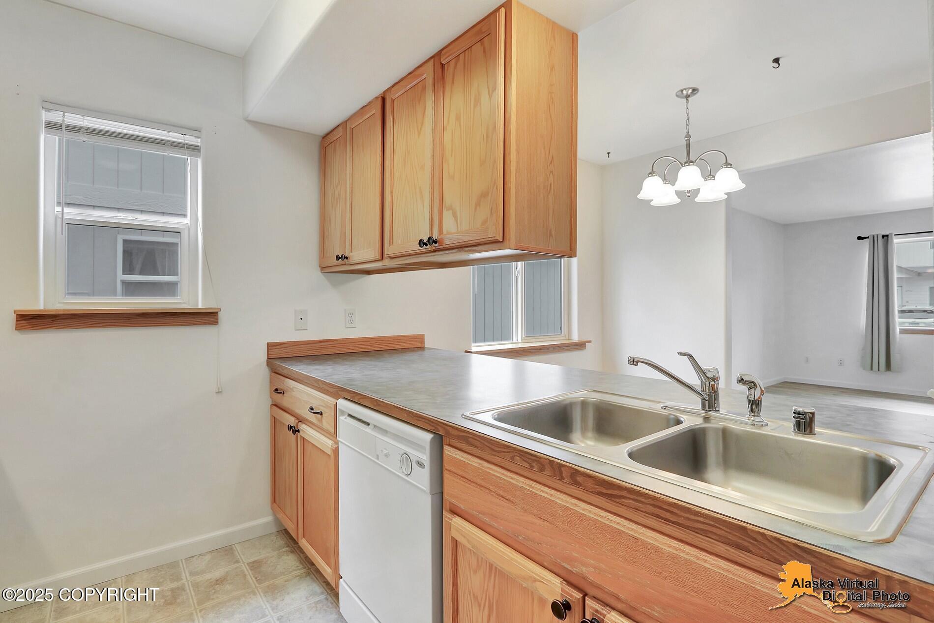 12496 Silver Fox Lane #6, Anchorage, Alaska image 8
