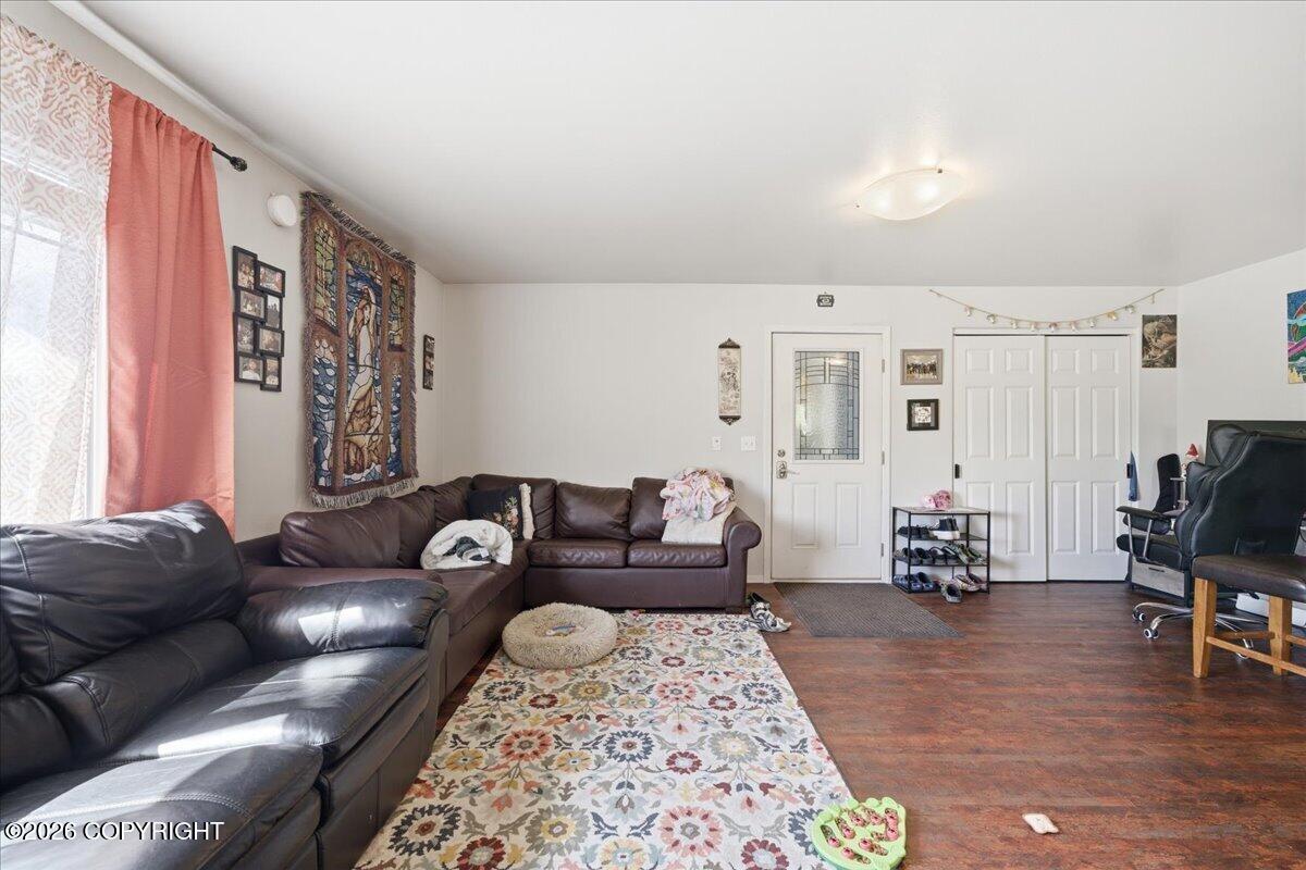 4565 W Overby Street