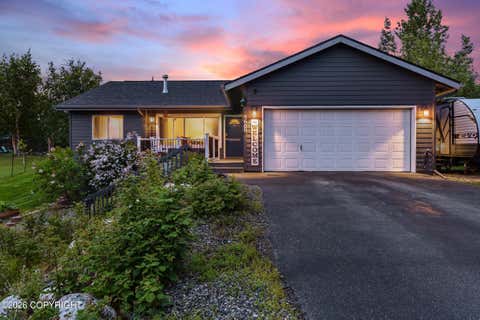 Photo of 8600 E Greenwich Circle, Palmer, AK 99645 (MLS # 26-8492)