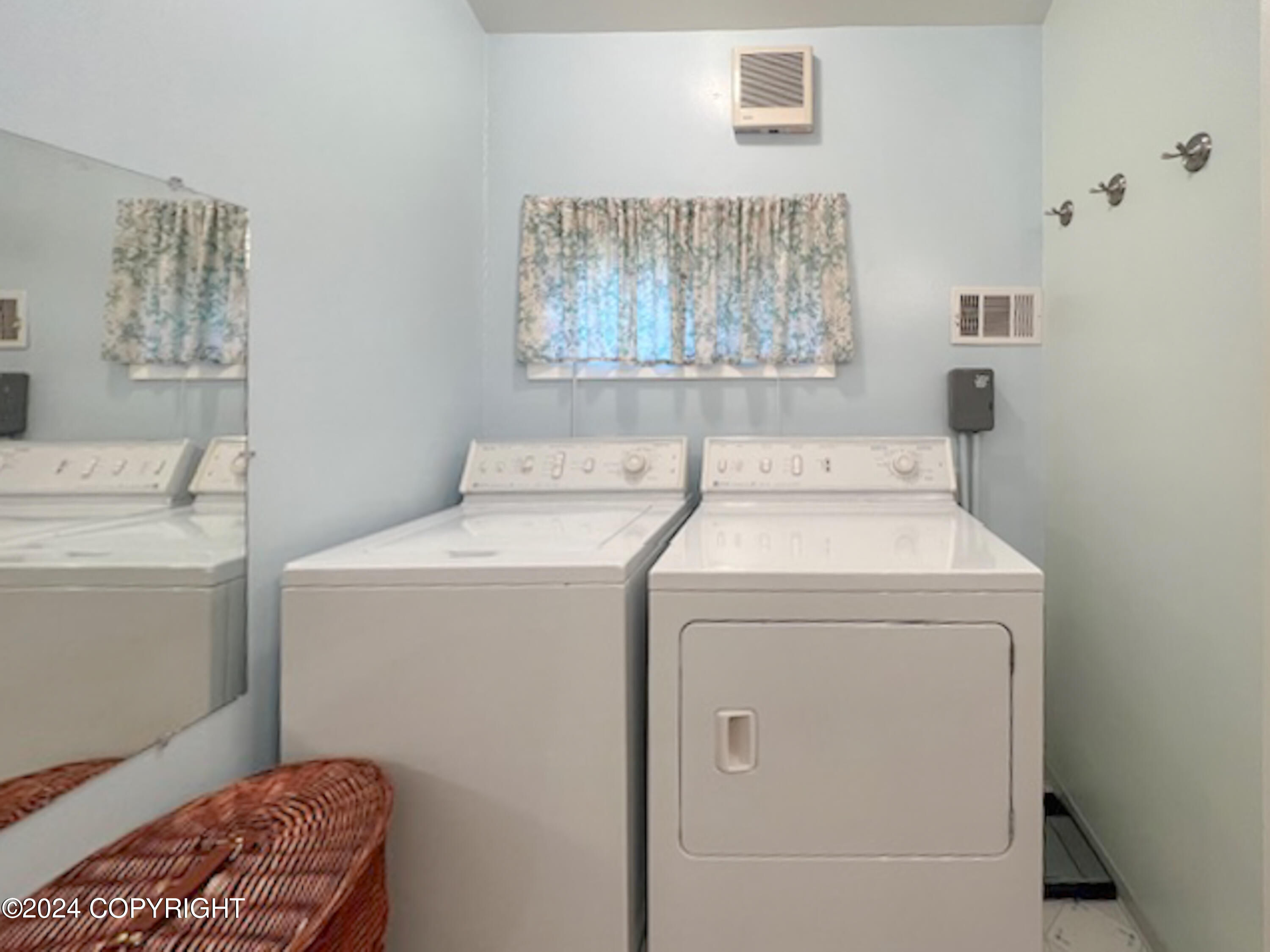 67737 Walter Thomas Road, Homer, Alaska image 19