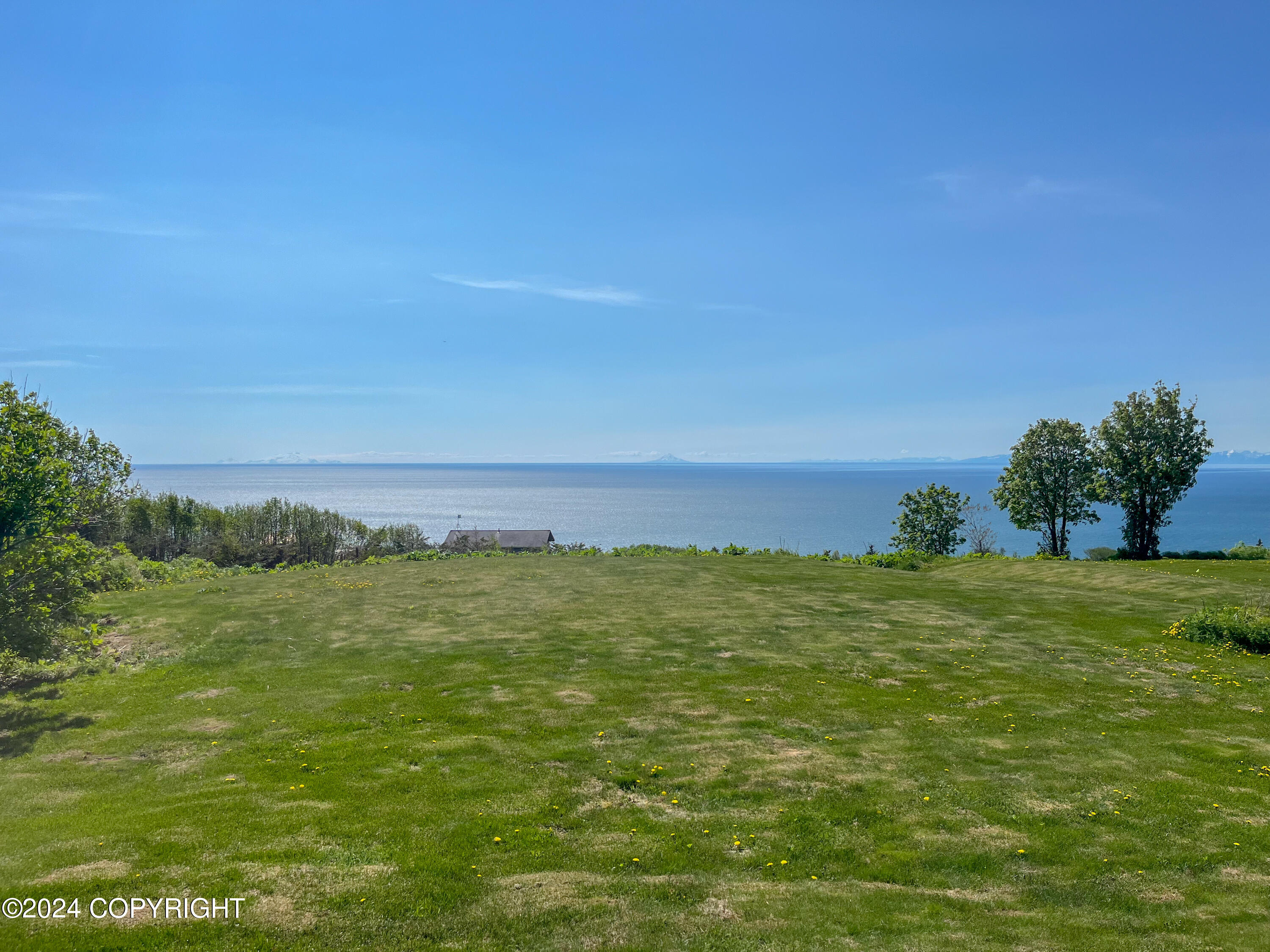 67737 Walter Thomas Road, Homer, Alaska image 5