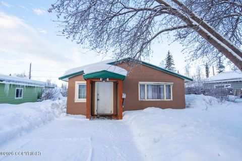 Homes For Sale - 716 N Bliss Street<br/> Anchorage, AK 99508