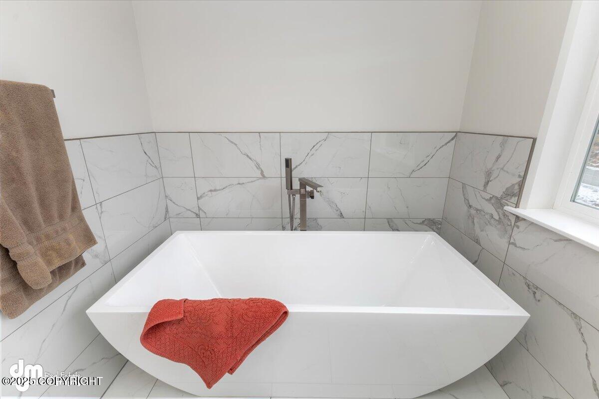 8527 N Glory Bluff Drive, Palmer, Alaska image 35