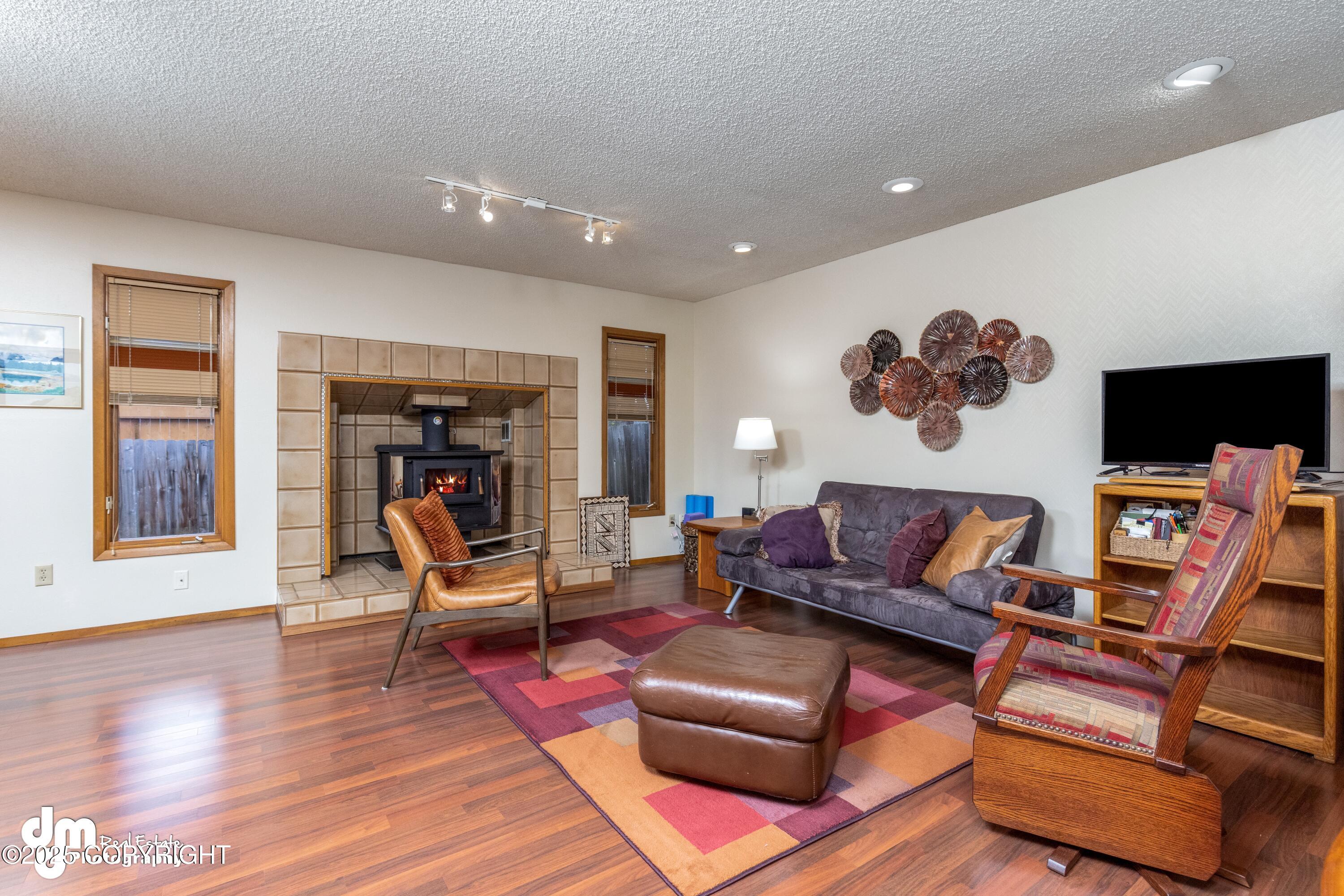 3303 Wiley Post Loop, Anchorage, Alaska image 4
