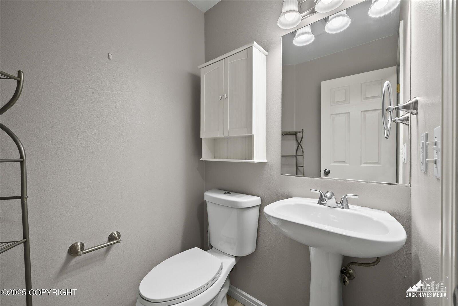 8041 Northwind Avenue, Anchorage, Alaska image 36