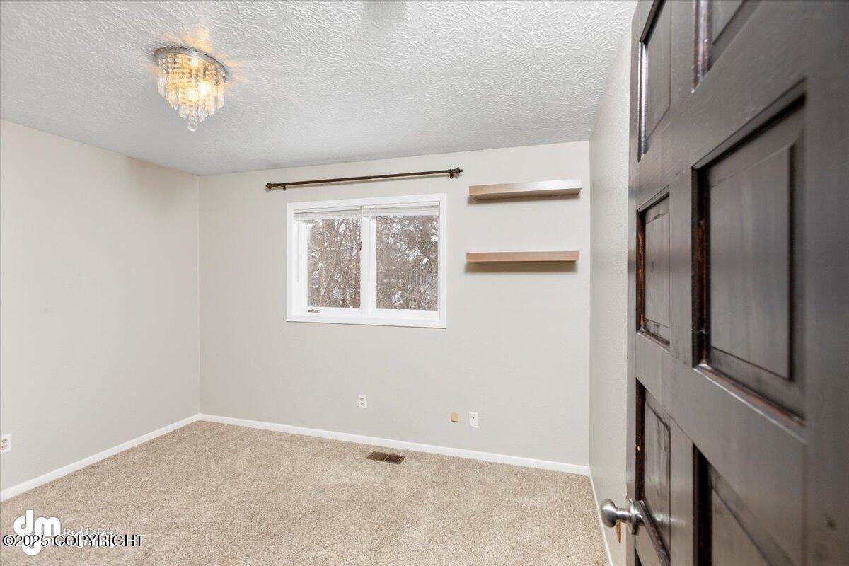 2140 Colony Loop, Anchorage, Alaska image 24