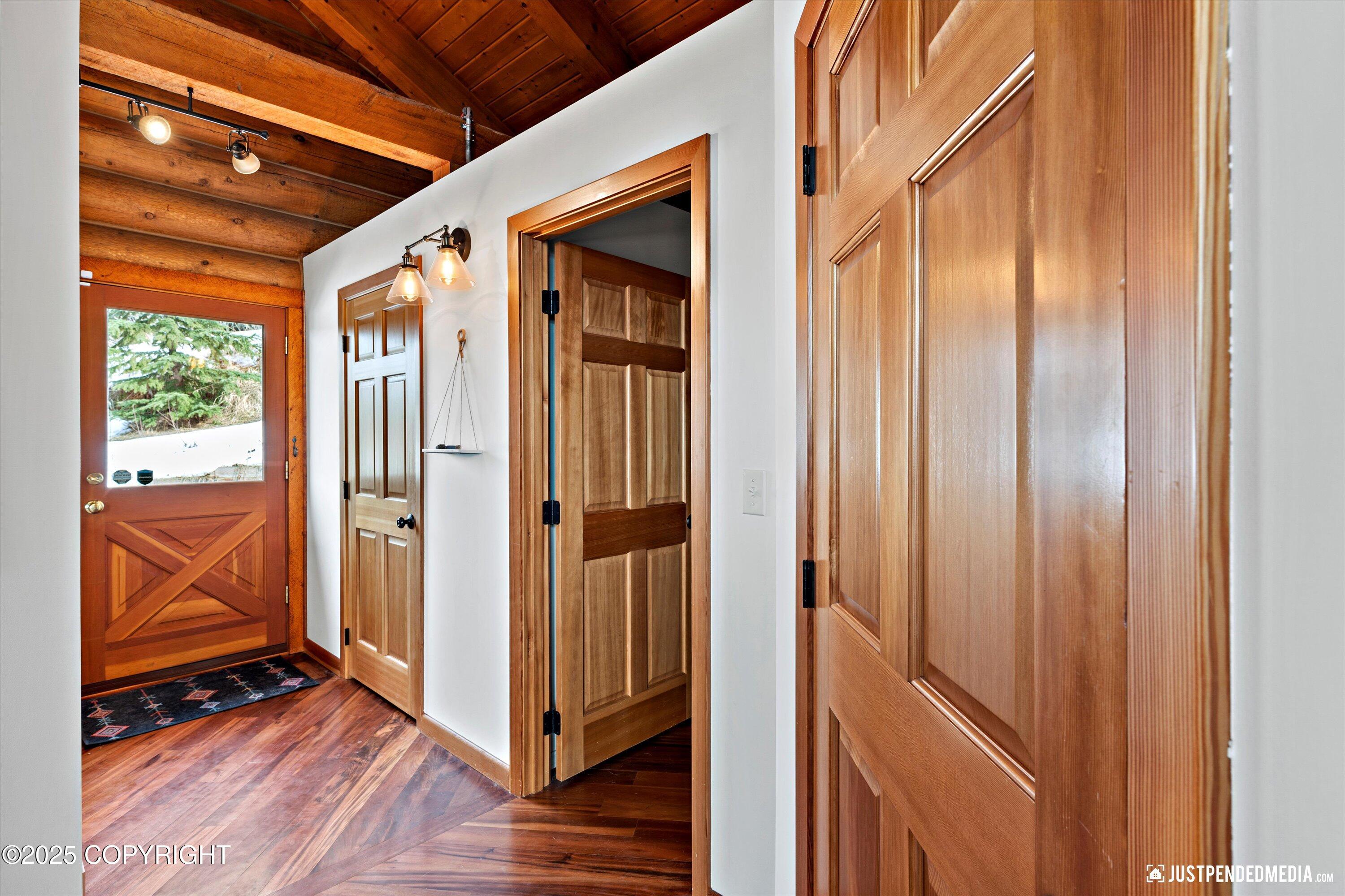 8600 Sultana Drive, Anchorage, Alaska image 21