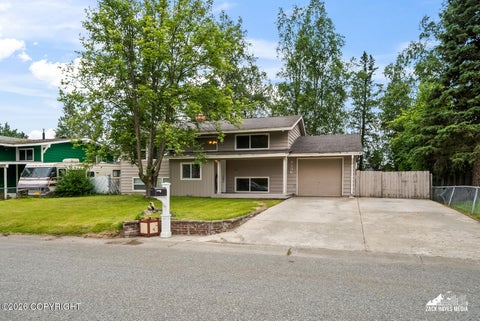 Photo of 4236 Irene Drive, Anchorage, AK 99504 (MLS # 26-9577)