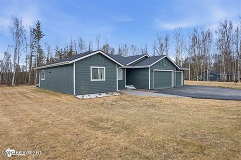 Photo of 8570 W Bunting Street, Wasilla, AK 99623 (MLS # 26-5515)