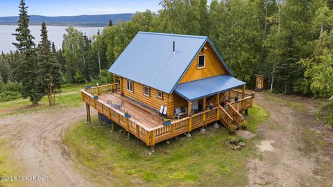 Homes For Sale - 10221 Friendly Road<br/> Salcha, AK 99714