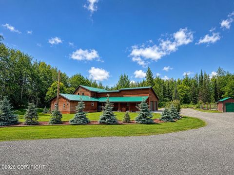 Homes For Sale - 38215 Robinson Loop Road<br/> Sterling, AK 99672