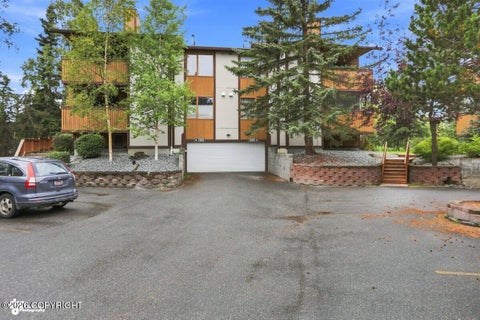 Condo For Sale - 7320 Huntsmen Circle #18-E<br/> Anchorage, AK 99518