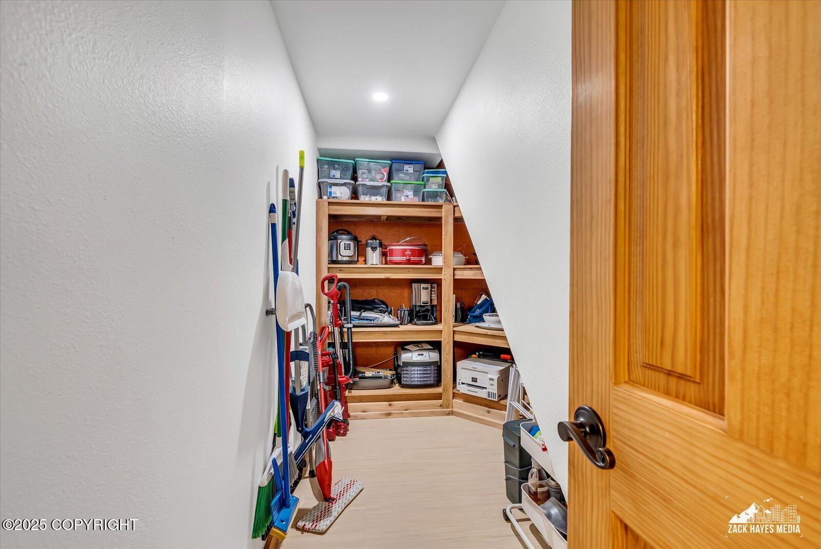 1601 Bannister Drive, Anchorage, Alaska image 48