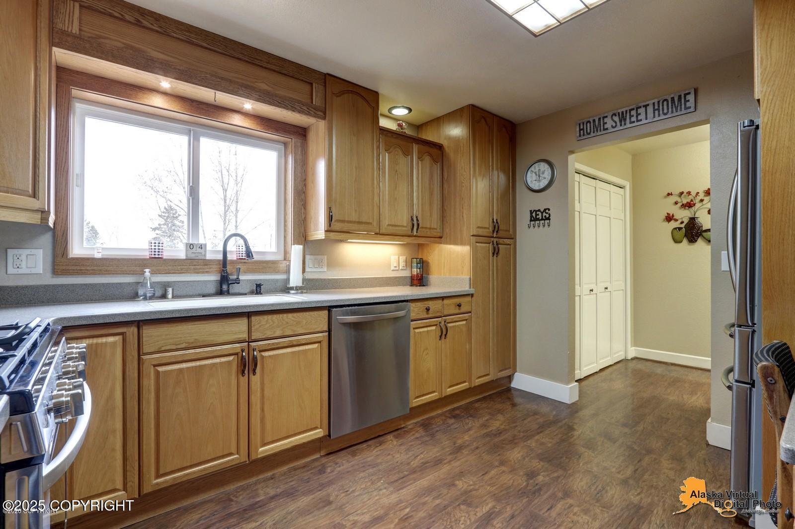 19228 Adak Circle, Eagle River, Alaska image 11