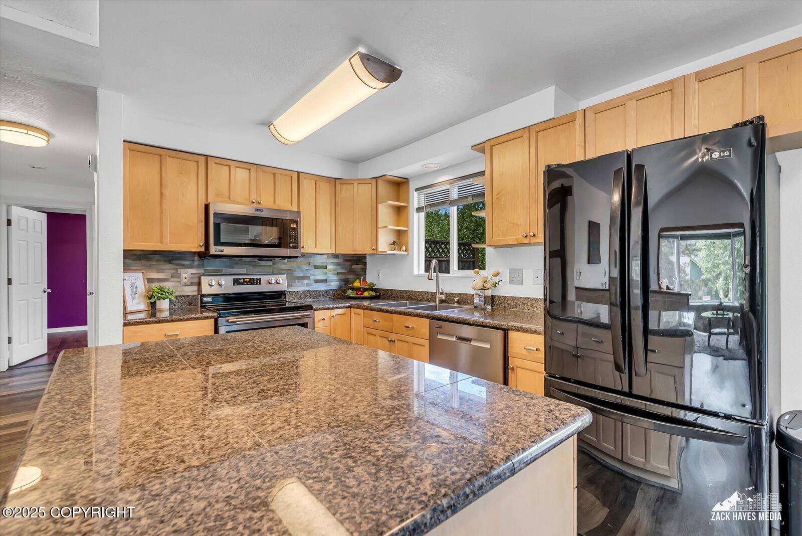 7040 Genny Circle, Anchorage, Alaska image 17