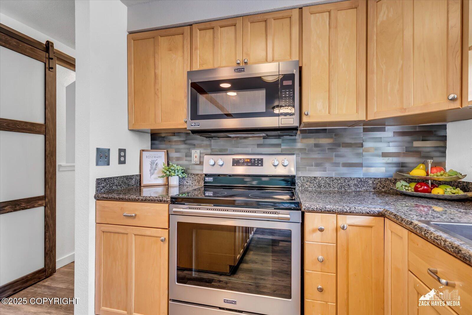 7040 Genny Circle, Anchorage, Alaska image 20
