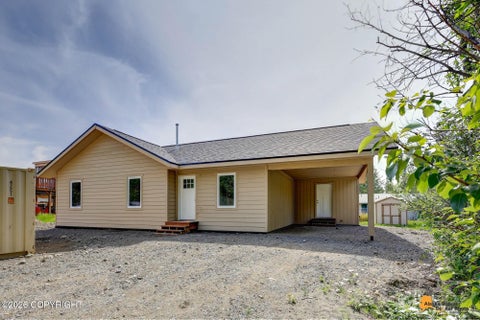 Homes For Sale - 1421 N Williwaw Way<br/> Wasilla, AK 99654