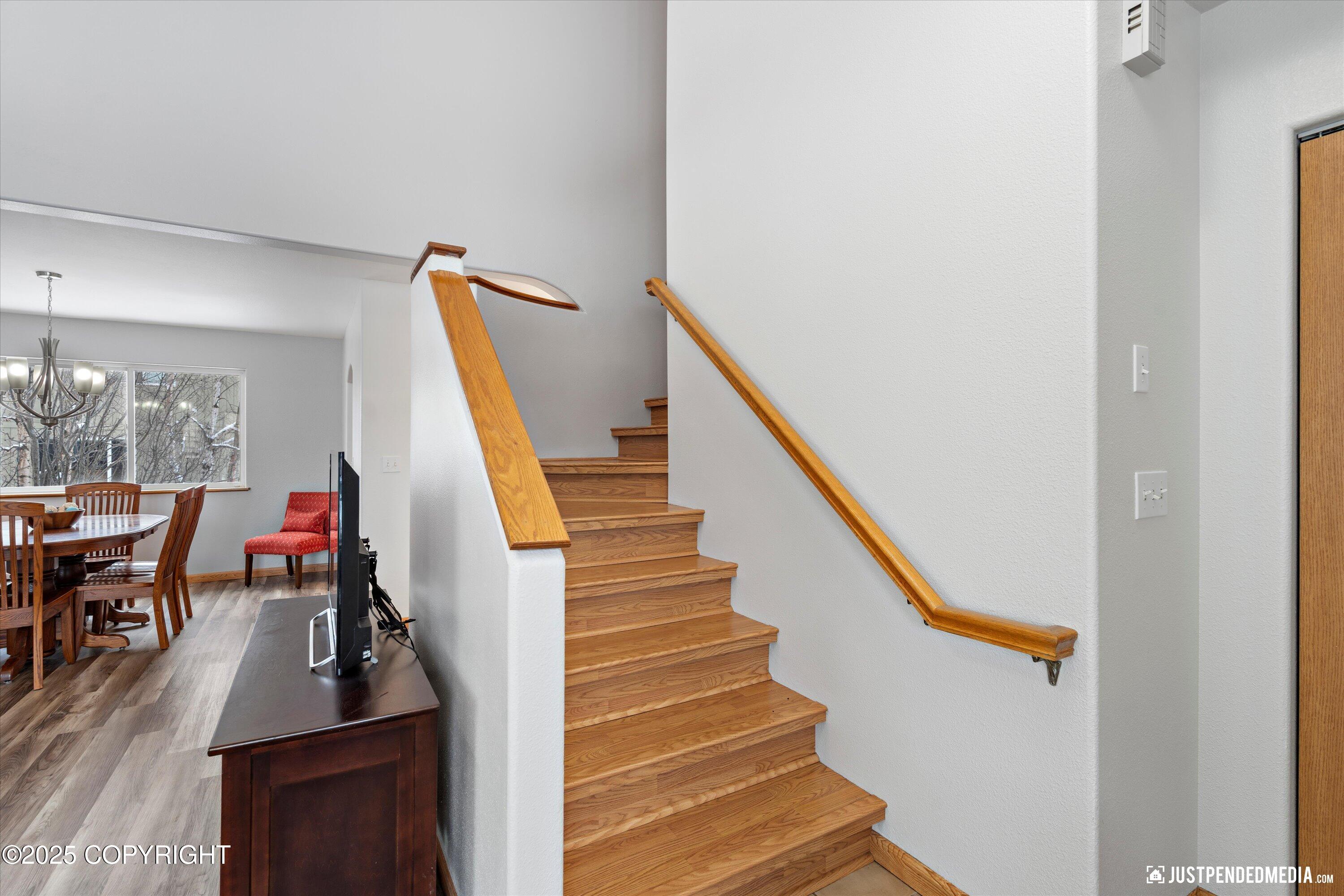 2424 Lusardi Point Circle, Anchorage, Alaska image 3