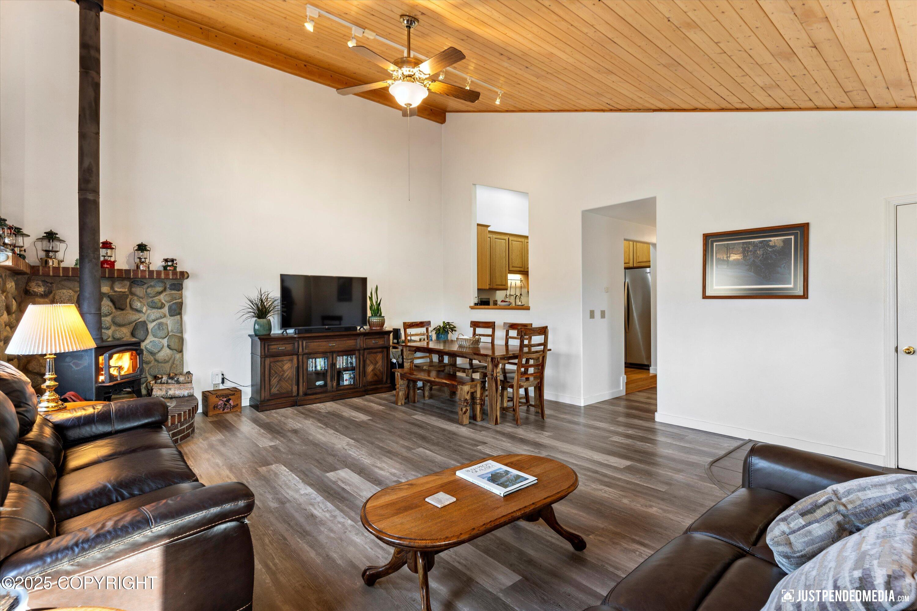 3151 E Cottle Loop, Wasilla, Idaho image 15
