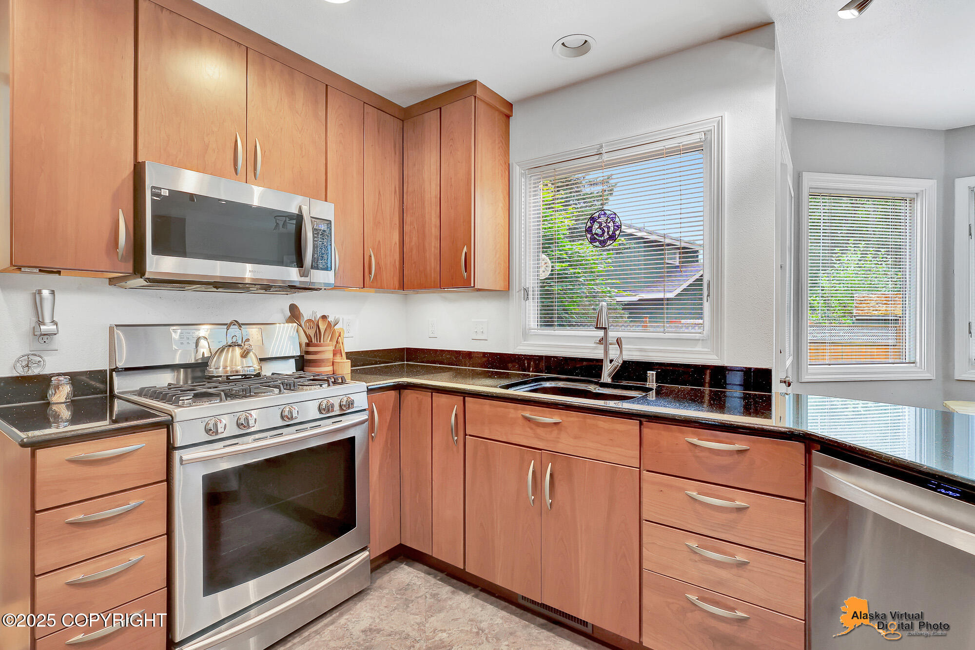 Anchorage, Alaska 99516, United States, 3 Bedrooms Bedrooms, ,3 BathroomsBathrooms,Residential,Active,174846