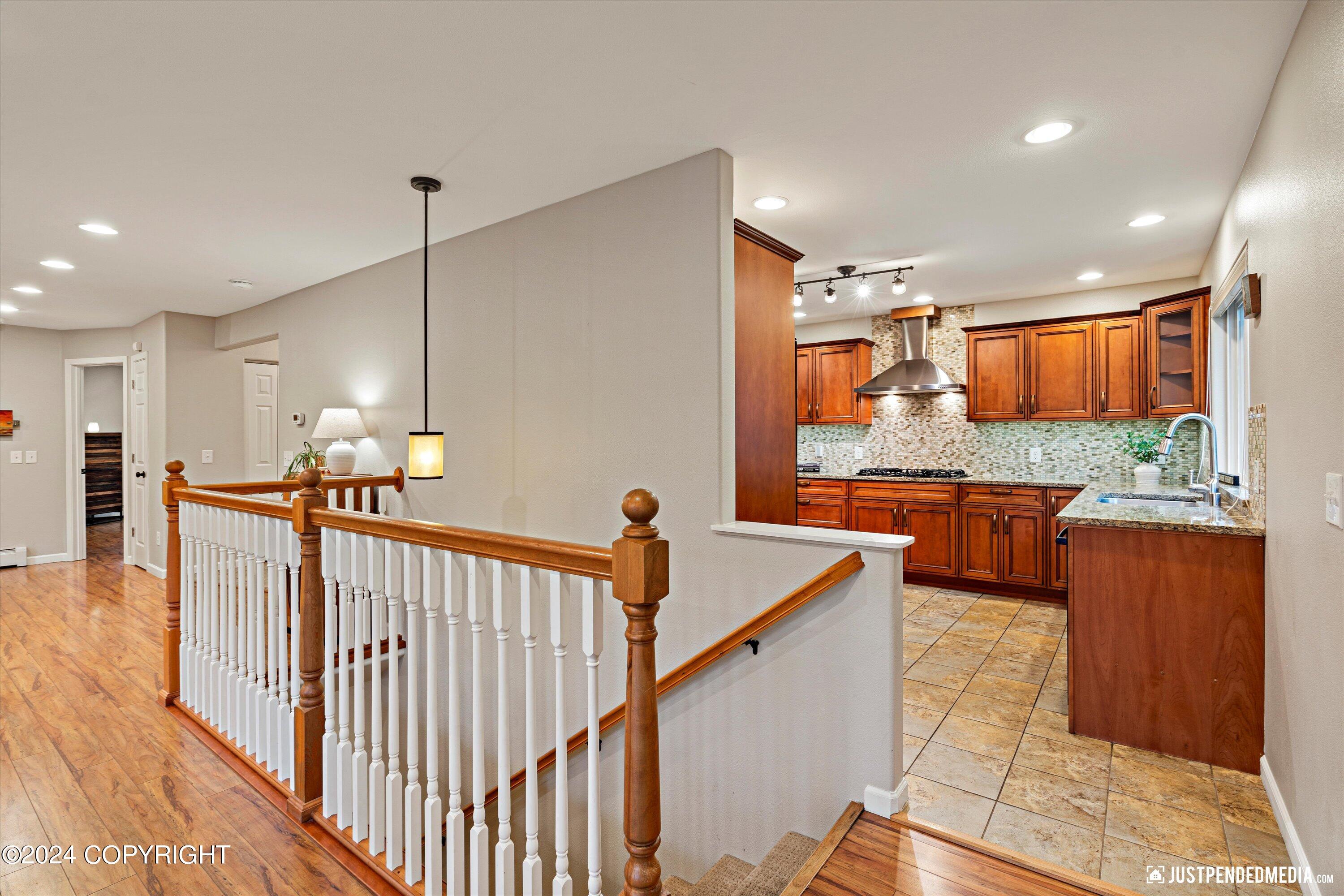 Anchorage, Alaska 99507, United States, 3 Bedrooms Bedrooms, ,2 BathroomsBathrooms,Residential,Pending,44364