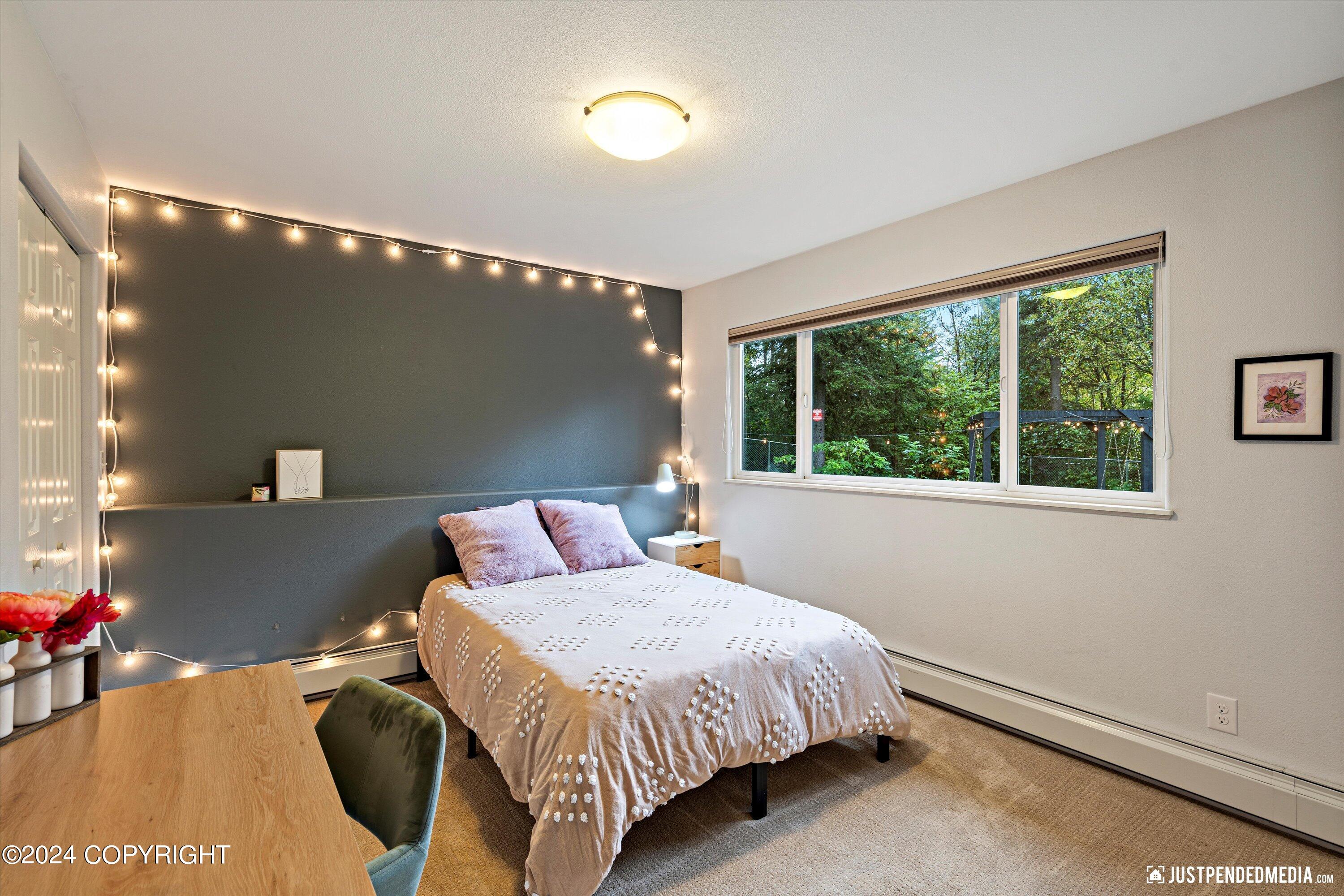 Anchorage, Alaska 99507, United States, 3 Bedrooms Bedrooms, ,2 BathroomsBathrooms,Residential,Pending,44364