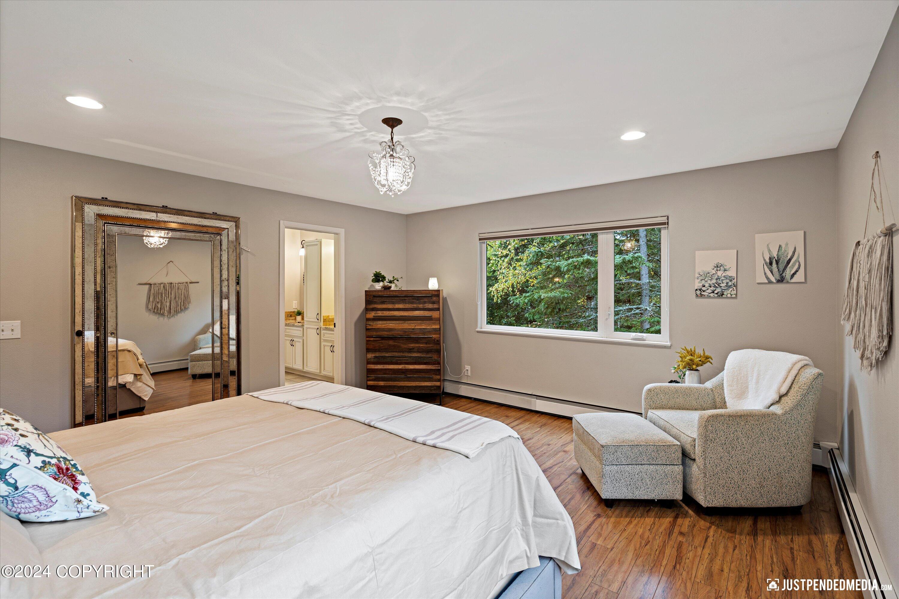 Anchorage, Alaska 99507, United States, 3 Bedrooms Bedrooms, ,2 BathroomsBathrooms,Residential,Pending,44364