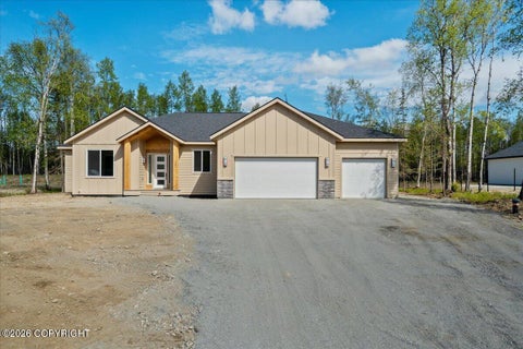 Homes For Sale - 1391 N Cedar Hills Drive<br/> Palmer, AK 99645