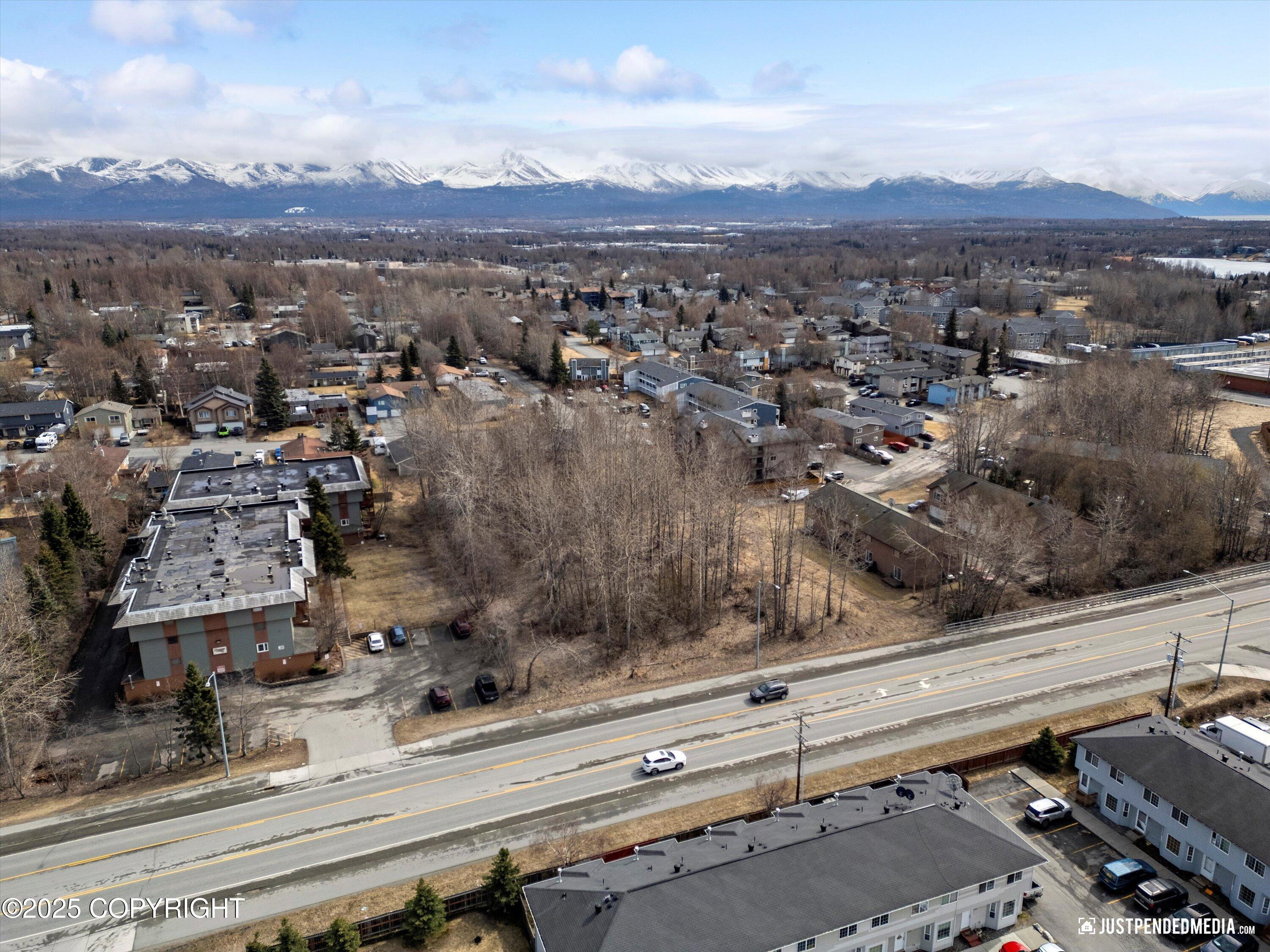 8525 Jewel Lake Road, Anchorage, Alaska image 3